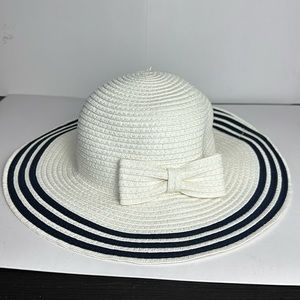 NWT Janie and Jack hat 6 to 12 months